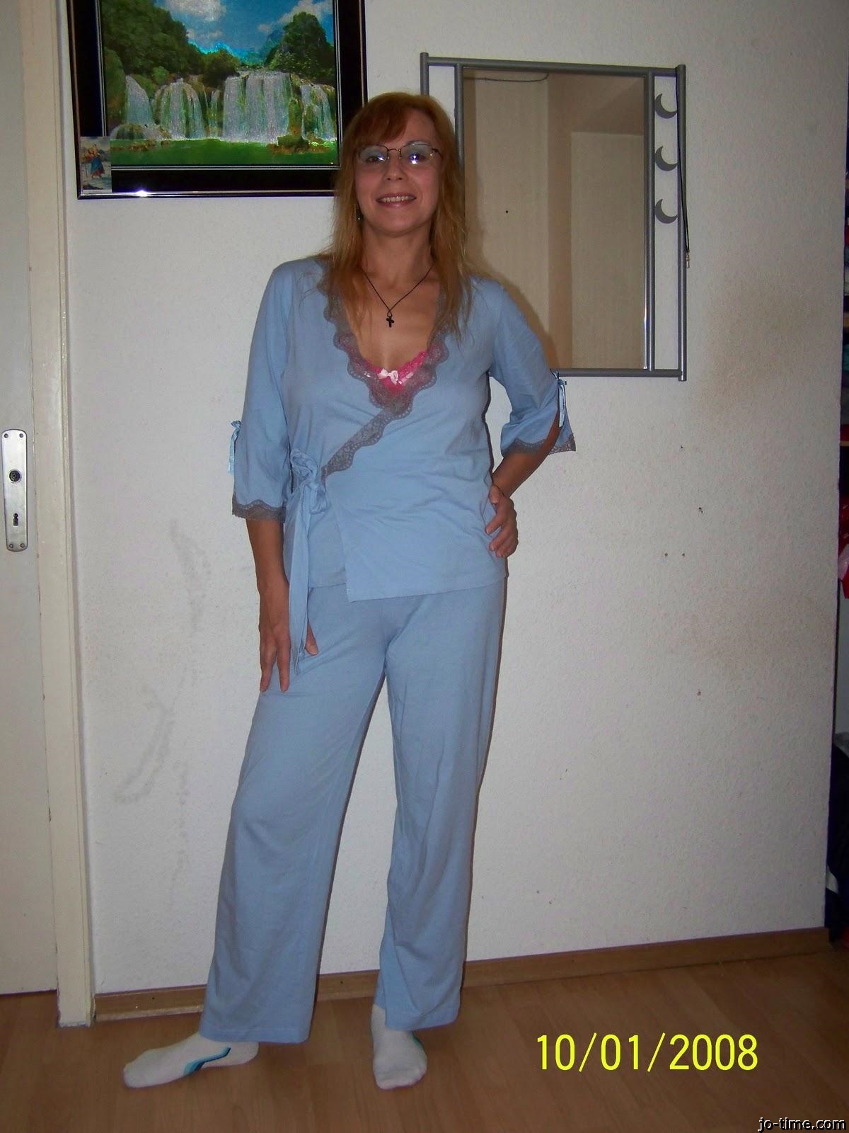 Read more about the article Penthouse Deflowering: Virginity Lost in Elite Ecstasy