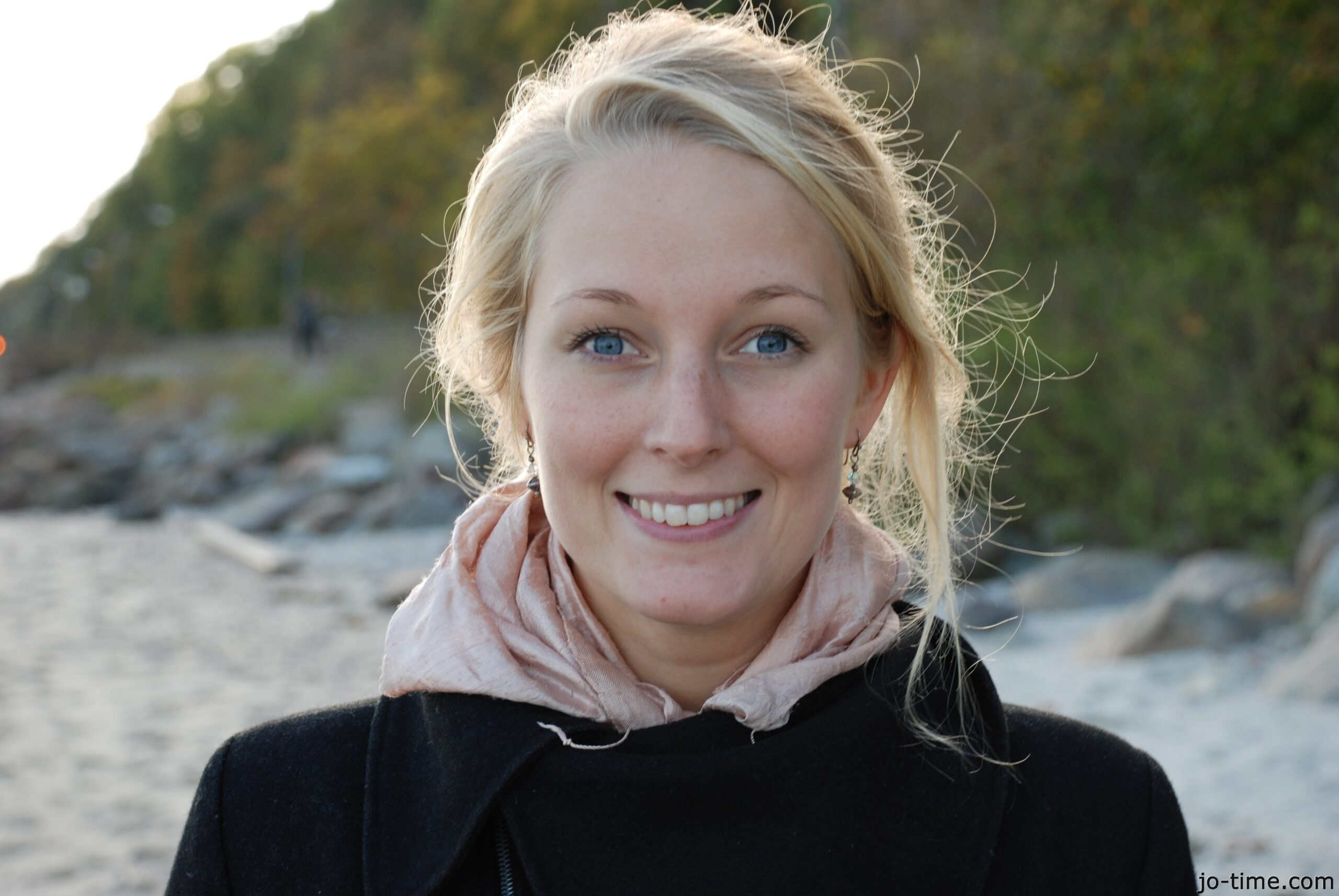 Read more about the article Penthouse Hammam Surrender: A Married Man’s Raw Bisexual Awakening