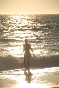 Read more about the article Reunited in Atlantic Opulence: Ex-Lover’s Descent into Elite Debauchery