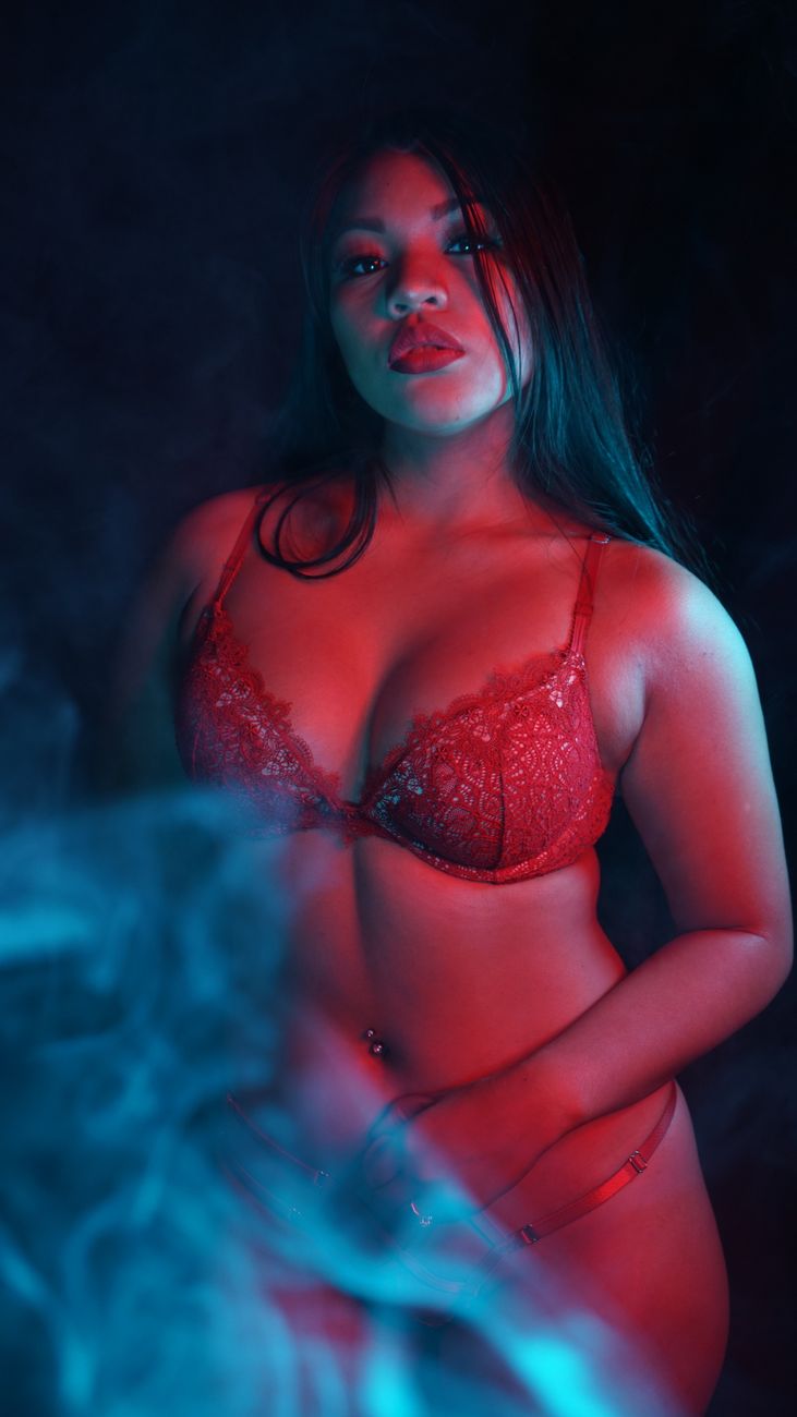 Read more about the article Trapped in Ecstasy: My Seduction Trap Backfires in a Chartres Luxury Inn